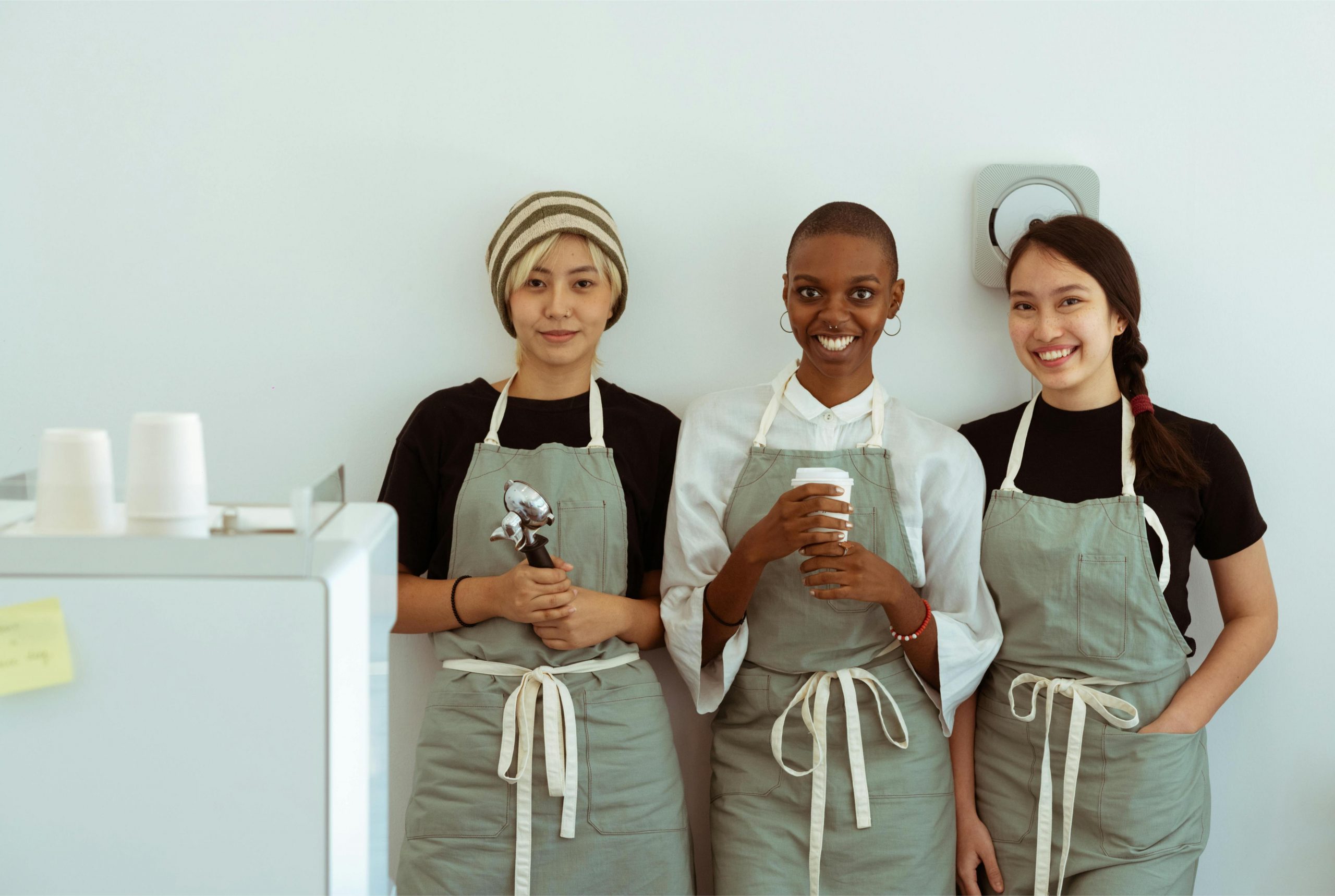 can a sole proprietorship have employees